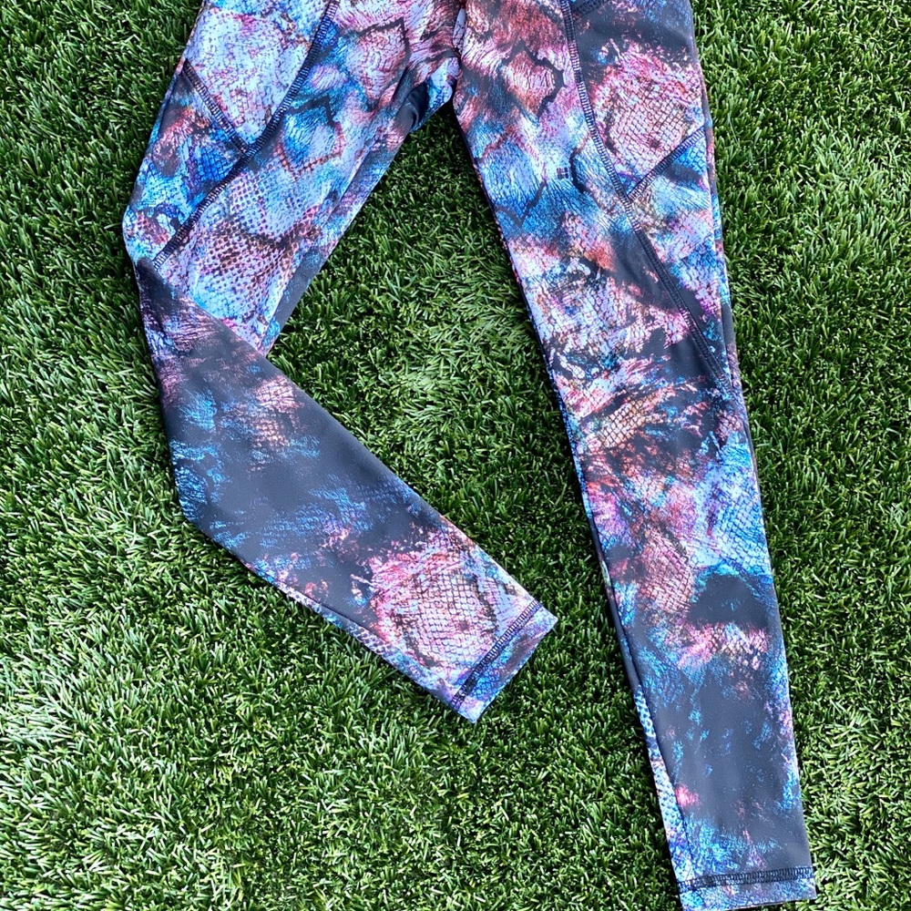 Snakeskin print leggings - Picture 2 of 6